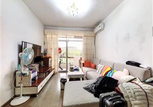 罗湖区，罗沙路北，港莲村，南向，3楼刚需三房，红本五年，急售