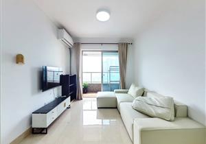 繁华地段 业主诚心出售南向二房 价格可谈 方便看房