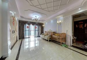 未来双语，四房两厅，精装修，看房方便，户型方正通透