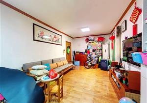 地铁口，新安湖花园二期，108平方3房，满5年，大花园社区