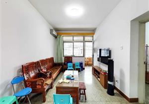 红本在手，过5年，南北通透，2楼送30平方，看房方便