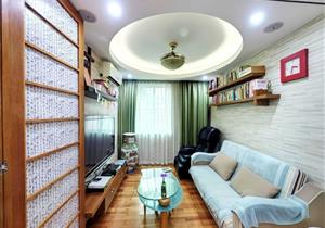 笋盘新上，龙园山庄，精装修满五年