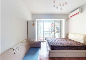 14号地铁口大单房带独立大阳台