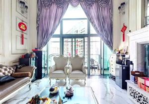 紧靠前海，旁临宝安区政府、图书馆、少年宫，是鸿荣源倾力打造的