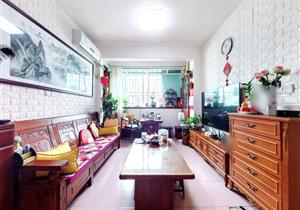 梧桐山下，小高层，温馨小区，76平两房，南向，业主保养好