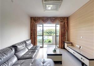 黄埔雅苑一期，新上三房，户型好，价格可谈，诚心出售