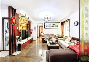 小区在洪湖地铁站旁，交通便利，周边配套齐全