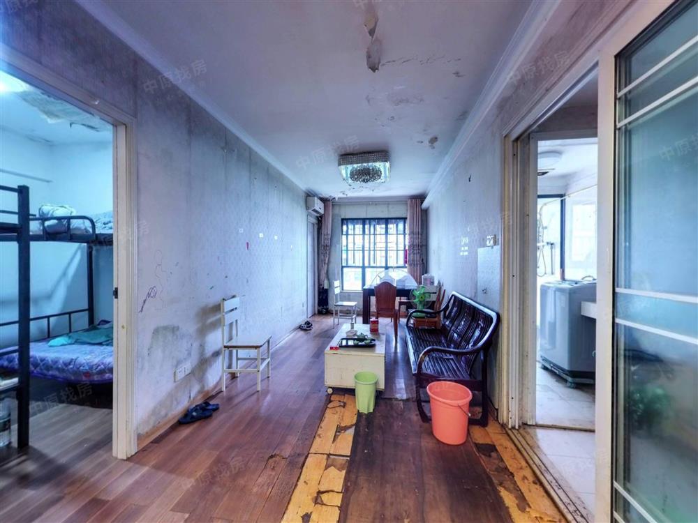 中海半山溪谷花园