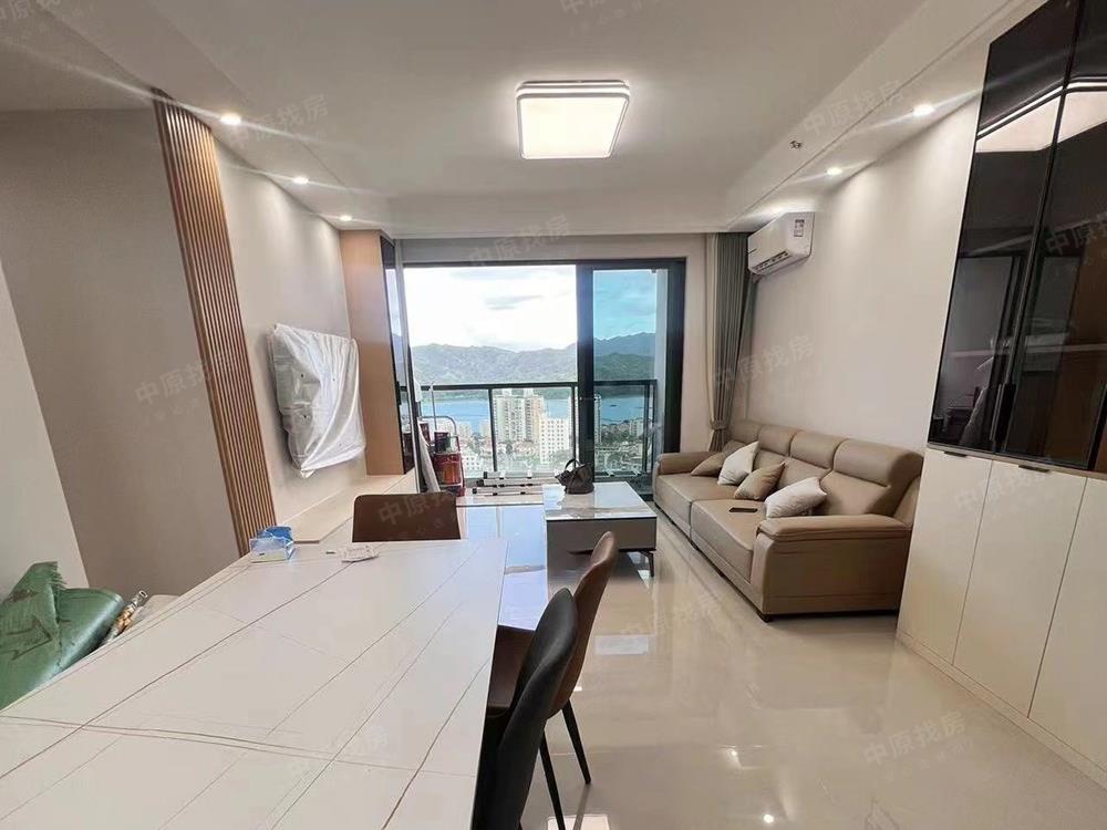 卓越荣津瀚海湾名庭