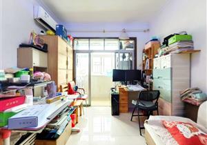 换房卖价可谈，南北向小三房采光好，满两年税少，近地铁站配套齐