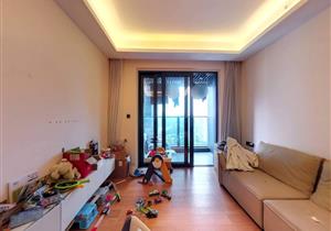 天健天骄南苑，新上高层朝南两房，可改三房，总价低，次新房急卖