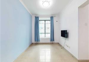 户型方正 业主 诚心出售 看房方便 满五年