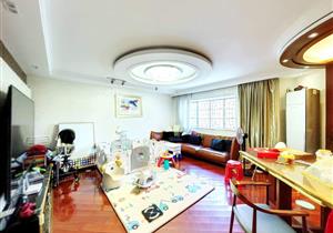 南山华侨城，海华居精装大3房，近地铁口，随时预约看房！