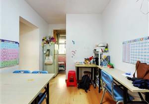 罗湖口岸精装两房业主诚心出售