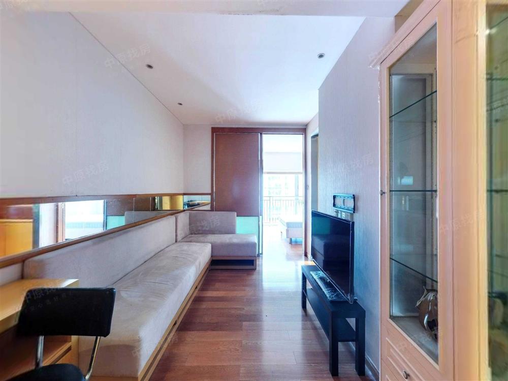 大中华国际金融中心