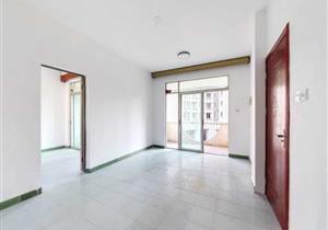 中昌宿舍，中间楼层，诚心出售