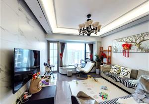 新上，四开间朝东南，高层大四房，看园林，看泳池