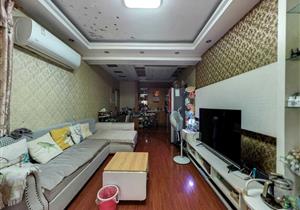 前海精装大2房近地铁公园