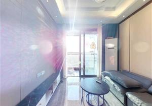 恒大城二期，采光非常好，西南向，适合居住，家具齐全