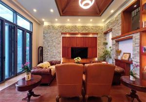 名商高尔夫别墅 精装保养好，看房方便，价格好谈