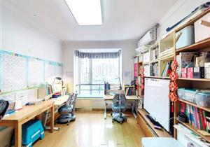 双地铁口物业青春家园二房安静不吵