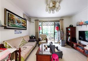 百合山庄南北通3房出售，业主自己住 中间楼层 住家舒服