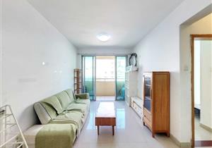 信义大两房 地铁口  业主急卖 价格可再聊 看房方便适合住家