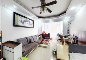 香蜜新村，新上两房，户型实用，急卖