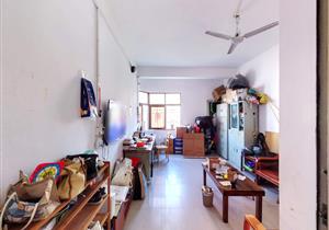 3房户型 户型方正 使用率高 费用少 近地铁 价格可谈