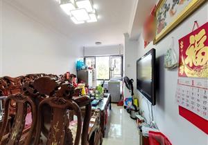 带燃气阳台 3房2卫 朝南红本税少看房方便