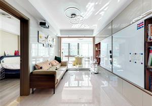 地铁口物业精装三房拎包入住带书包