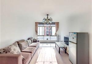 地铁口物业，精装三房，拎包入住