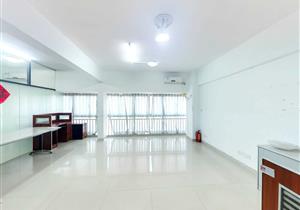 业主急卖，精装一房，近地铁，随时看房