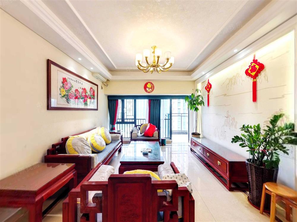 信义金御半山（三期信义荔景御园）