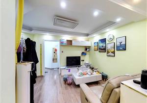 华侨城西组团精装4房120平南向，楼梯房楼层佳，交通生活方便