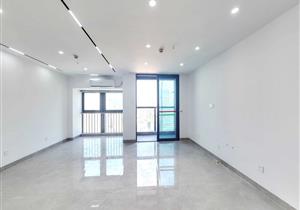 三地铁接驳，四通八达，接驳各个热门区域，提高出行速度