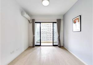 万科里对面，金地龙城，三房急售，急售，价格可谈