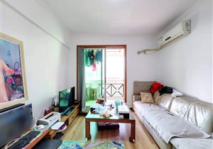 桃源村大社区，中间楼层，南北通透