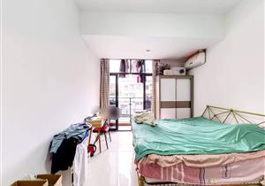 老街新寓、东角头地铁，电梯单间