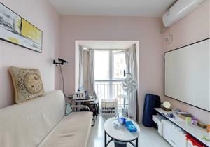 花好园，中层，采光好，客厅出阳台，户型方正，看房方便