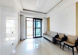 俯览前海湾一线海景资源，近享碧海湾公园、碧海湾高尔夫球场