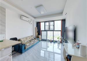 精装好房，上车首选，三面采光