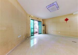 地铁口物业五房南向书包房