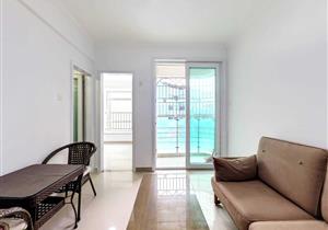 仙湖旁，小户型，近地铁，近市场