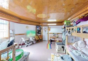 3房户型 户型方正 使用率高 费用少 近地铁 价格可谈