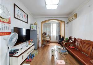 地铁口物业，改善小三房，业主诚心出售