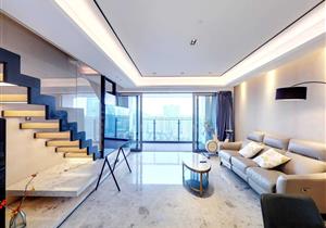 深圳湾高赠送户型之一、双地铁口出行、全屋现代精装修、拎包入住