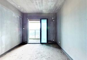 心海城分十期开发的大盘，项目以住宅标准打造了生活标杆