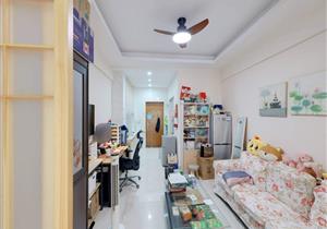 电梯小高层，地铁口1房，总价低