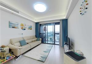 临海揽山次新房精装修拎包入住东南朝向急售